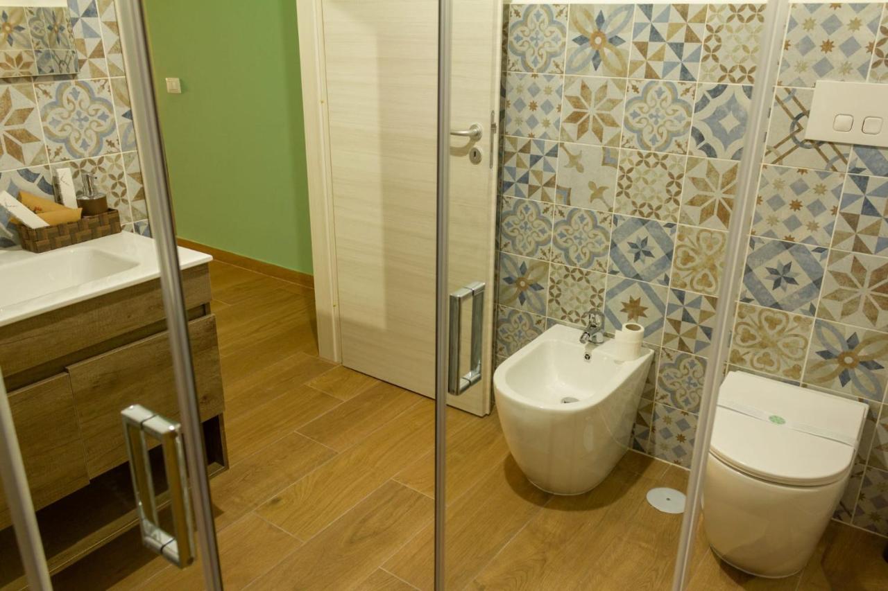 Incastro B&B In Crotone Luaran gambar