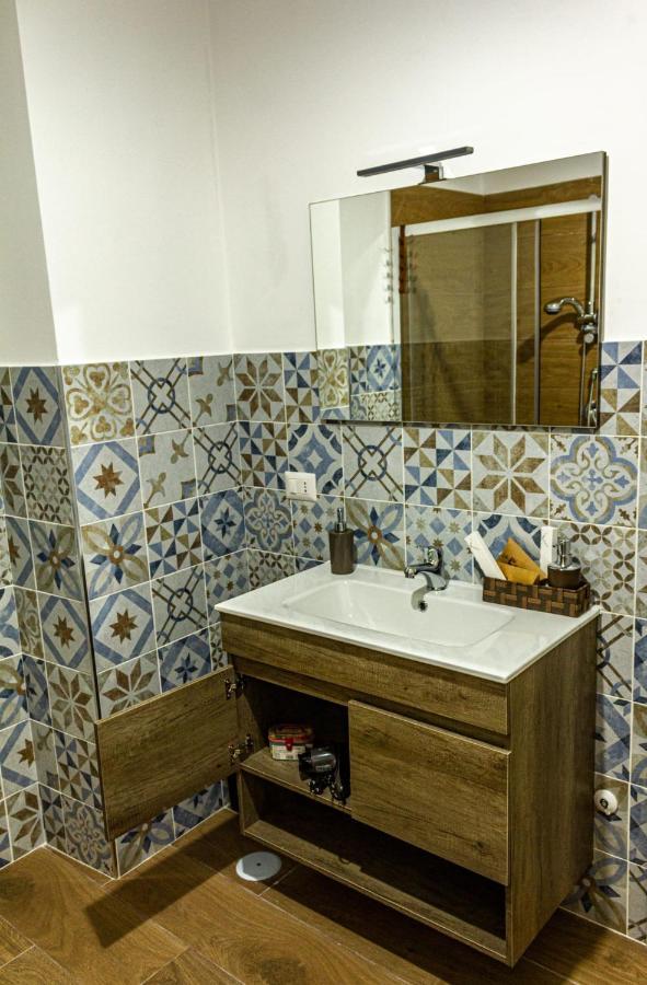 Incastro B&B In Crotone Luaran gambar